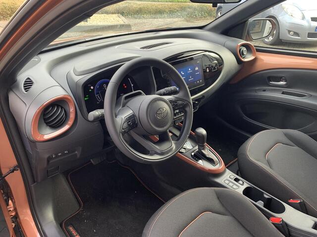 Toyota AYGO X Hybrid 115 pulse Easy Pack / EXTRA INRUILVOORDEEL ¤ 500,--