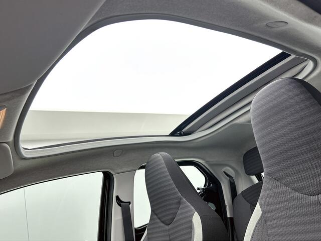 Toyota AYGO 1.0 VVT-i x-play Cabriodak