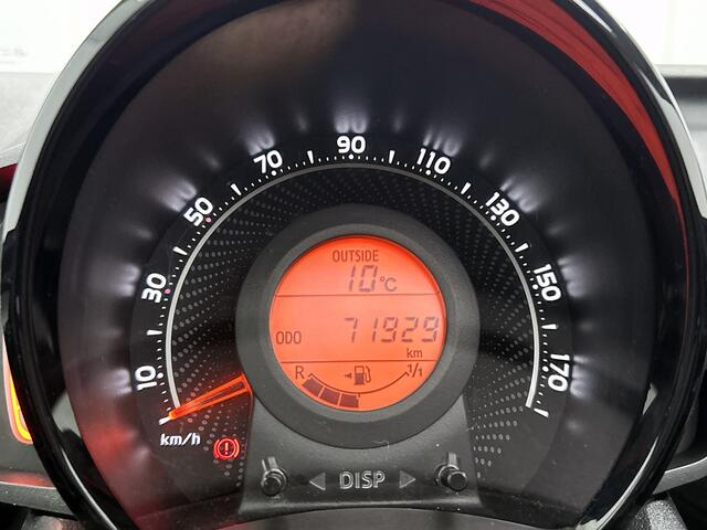 Toyota AYGO 1.0 VVT-i x-play Cabriodak