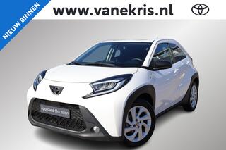 toyota-aygo-x-1.0-vvt-i-s-cvt-first