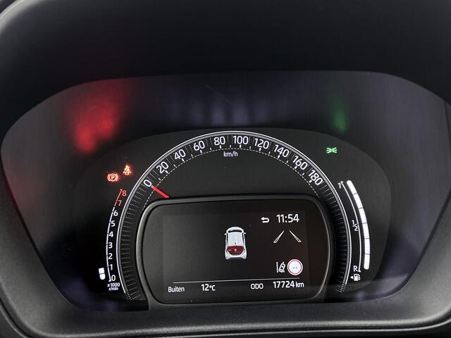 Toyota AYGO X 1.0 VVT-i MT Play | Apple CarPlay | Android Auto |