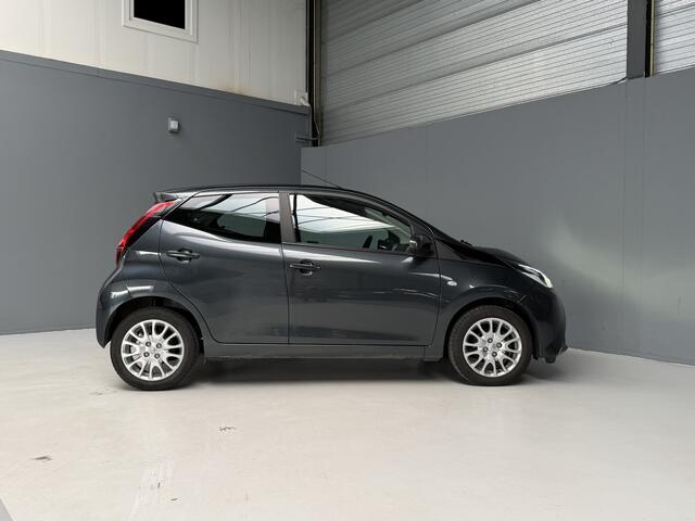 Toyota AYGO 1.0 VVT-i x-play DAB|Camera|Carplay|Automaat