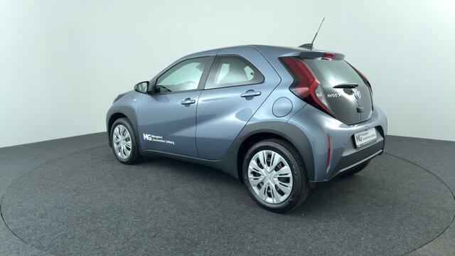 Toyota AYGO X 1.0 VVT-i MT Play