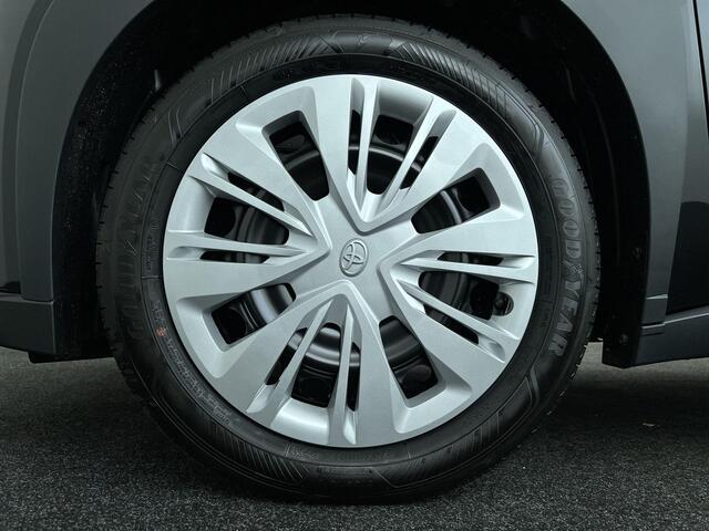 Toyota AYGO X Hybrid 115 play