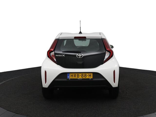 Toyota AYGO X 1.0 VVT-i MT Play | Adaptieve Cruise control | Achteruitrijcamera | Airco | Safety Sense |