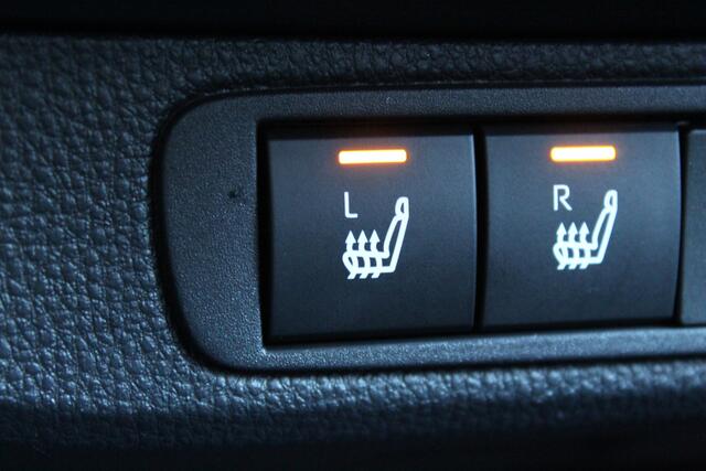 Toyota AYGO X 1.0 VVT-i MT x-First | Rijklaar | Stoelverw. | Clima | LED | Adap. cruise | Apple/Android | Camera