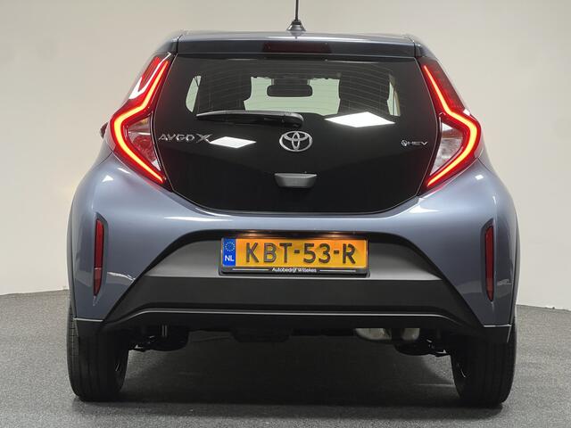 Toyota AYGO X Hybrid 115 play | ACC | CAMERA | CARPLAY |