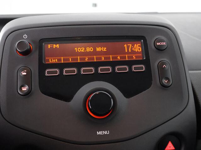 Toyota AYGO 1.0 VVT-i X-Fun | Airco | Elektrische ramen | Bluetooth | Radio/USB |