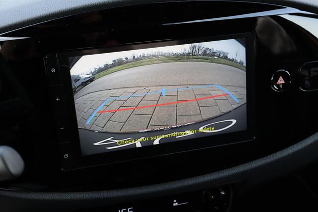 Toyota AYGO X Hybrid 115 pulse, Easy Pack, Parkeersensoren, Climate control, Keyless entry, Apple Carplay / Android Auto.