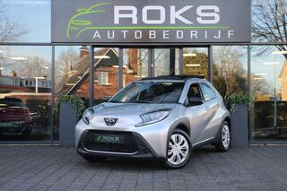 toyota-aygo-x-1.0-vvt-i-s-cvt-play-