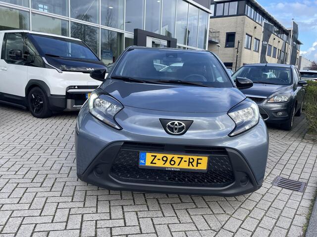 Toyota AYGO X 1.0 VVT-i S-CVT Play