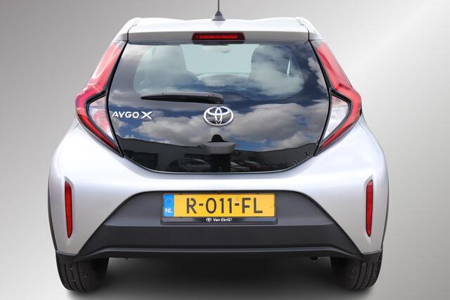 Toyota AYGO X 1.0 VVT-i Play, Parkeercamera, Apple Carplay/Android Auto, Airco!