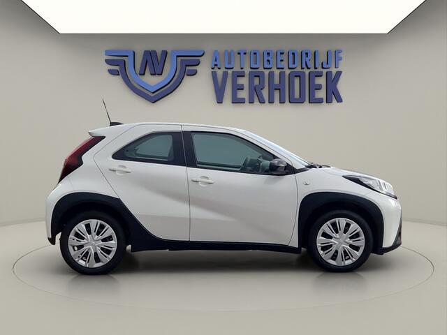 Toyota AYGO X 1.0 VVT-i MT Play NL Auto - Carplay - BTW Auto