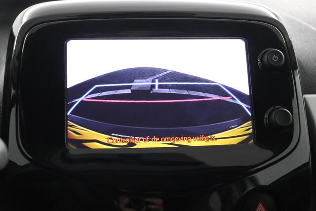 Toyota AYGO 1.0 VVT-i x-joy | Climate Control | Navigatie | Parkeercamera | Lichtmetalen Velgen |