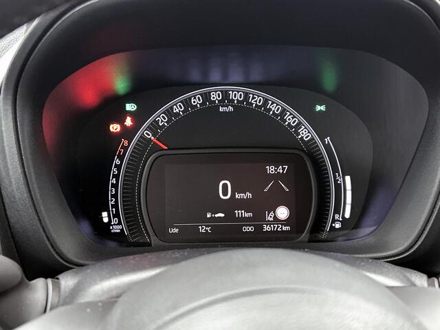 Toyota AYGO X 1.0 VVT-i MT Pulse | BTW Voertuig | Stoelverwarming | Achteruitrijcamera |