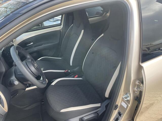 Toyota AYGO X 1.0 VVT-i S-CVT Pulse