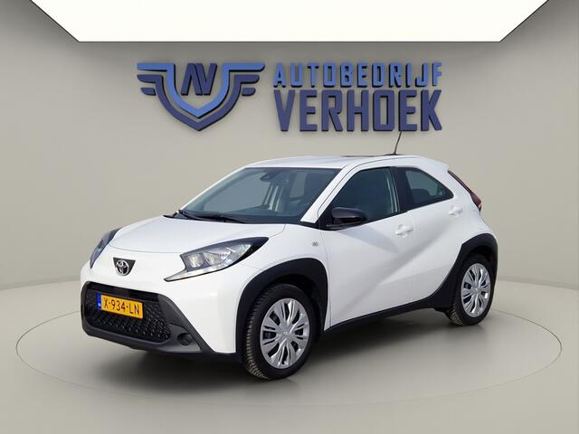 Toyota AYGO X 1.0 VVT-i MT Play NL Auto - All Season Banden - Carplay