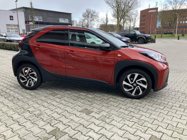Toyota AYGO X 1.0 VVT-i MT Pulse Bi-tone | Carplay | Stoelverwarming