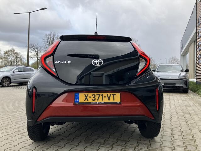 Toyota AYGO X 1.0 VVT-i MT Pulse Bi-tone | Carplay | Stoelverwarming