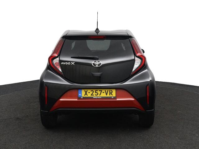 Toyota AYGO X 1.0 VVT-i MT Pulse Limited | Stoelverwarming | Bi Tone | Achteruitrijcamera | Cruise control adaptief |
