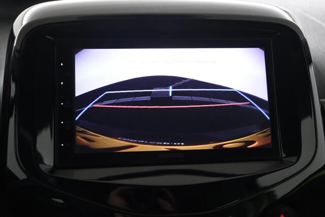 Toyota AYGO 1.0 VVT-i x-cite | Automaat | Parkeer camera | Bluetooth |