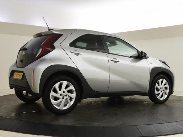 Toyota AYGO X 1.0 VVT-i S-CVT first | Adapt. cruise | Carplay | LMV |