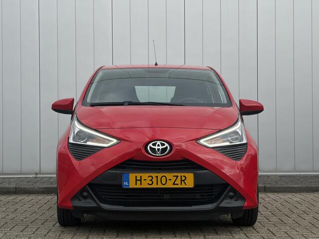 Toyota AYGO 1.0 VVT-i X-Play NL Auto Dealer Onderhouden Apple Carplay Android Auto Camera
