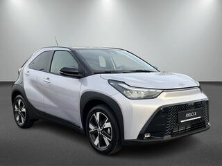 toyota-aygo-x-hybrid-115-black-edit