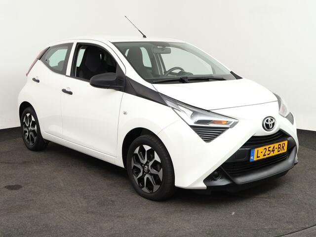 Toyota AYGO 1.0 VVT-i x-fun | Lichtmetaal o Airco o Bluetooth o USB