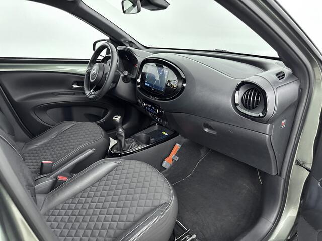Toyota AYGO X 1.0 VVT-i MT Premium | Fietsendragerbeugel | Stoelverwarming | Leder |