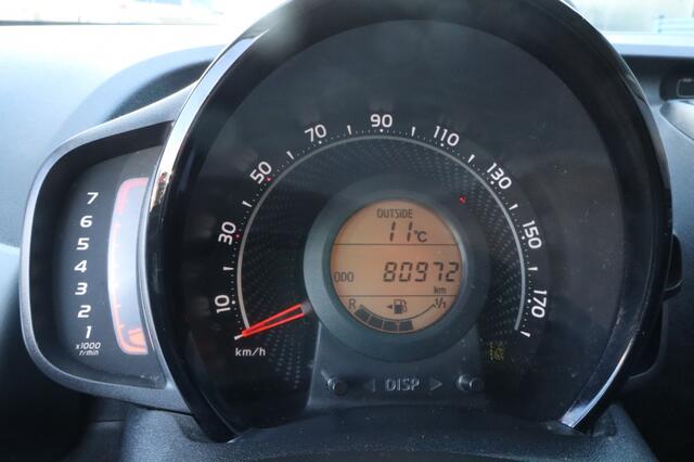 Toyota AYGO 1.0 VVT-i x-play Carplay | Camera