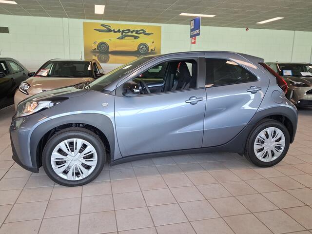 Toyota AYGO X 1.0 VVT-i MT Play ACTIE PRIJS ¤20.750,-