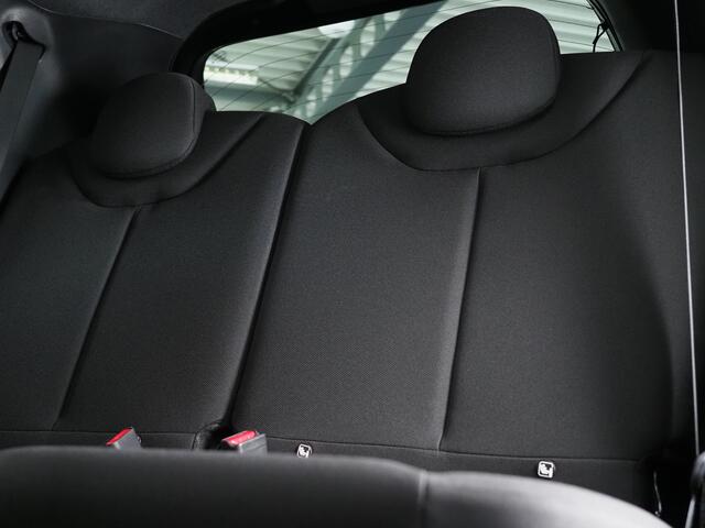 Toyota AYGO X 1.0 VVT-i MT Pulse | Achteruitrijcamera | Apple CarPlay | Android Auto | Carkit | Voorstoelen Verwarmd | Airco | Dab |