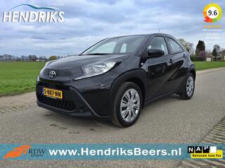 toyota-aygo-x-1.0-vvt-i-mt-play---7