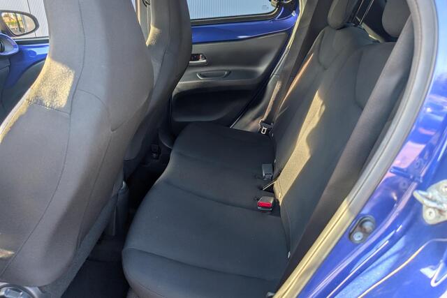 Toyota AYGO X 1.0 VVT-i S-CVT Envy