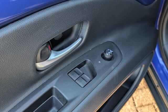 Toyota AYGO X 1.0 VVT-i S-CVT Envy