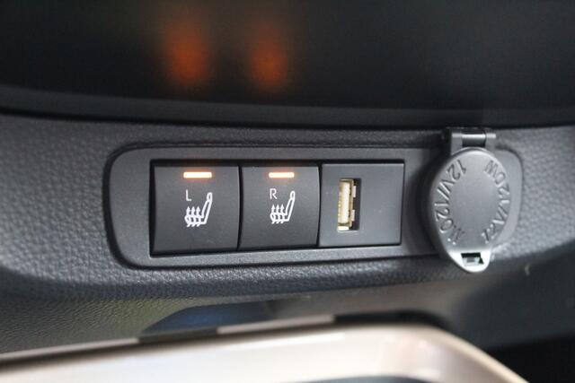 Toyota AYGO X 1.0 VVT-i MT Premium Cabrio 2e Paasdag open van 10:00 - 15:00 | Rijklaar | Stoelverwarming | Keyless | Parkeersens. v+a | Camera | Navi | Apple/Android | LED