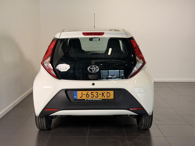 Toyota AYGO 1.0 VVT-i x-fun | Airco | Zeer lage Km-stand |