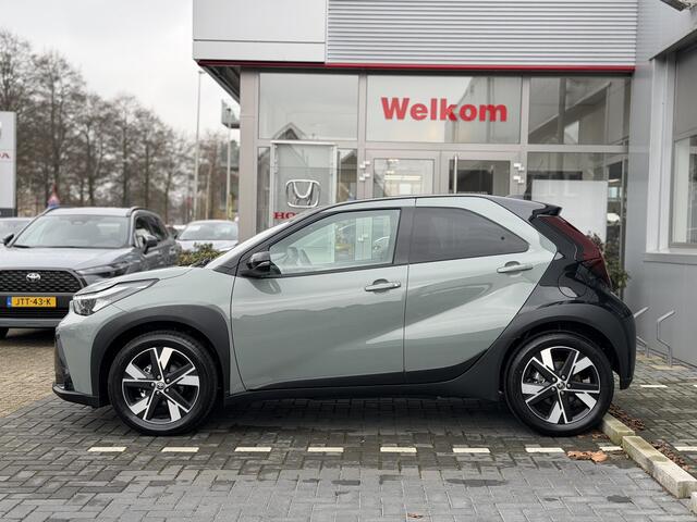 Toyota AYGO X Hybrid 115 Pulse Apple/Android, Draadloze telefoonlader, Achteruitrijcamera