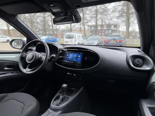Toyota AYGO X Hybrid 115 Pulse Apple/Android, Draadloze telefoonlader, Achteruitrijcamera