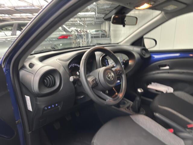 Toyota AYGO X 1.0 VVT-i MT first