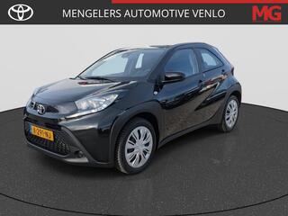 toyota-aygo-x-1.0-vvt-i-mt-play-ri