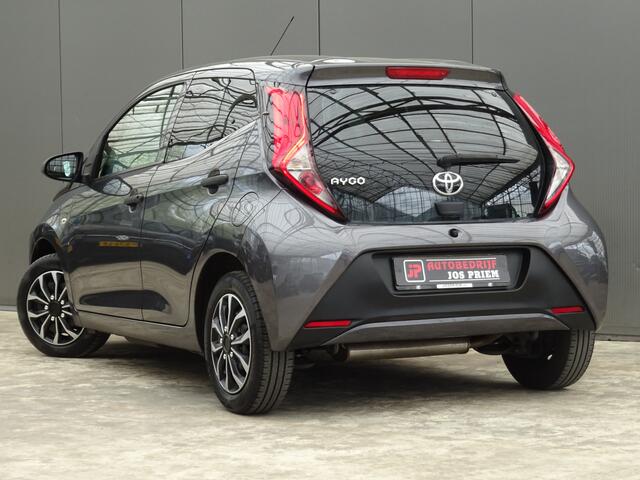 Toyota AYGO 1.0 VVT-i x-fun * EXTRA GETINT GLAS * VOLLE TANK !!