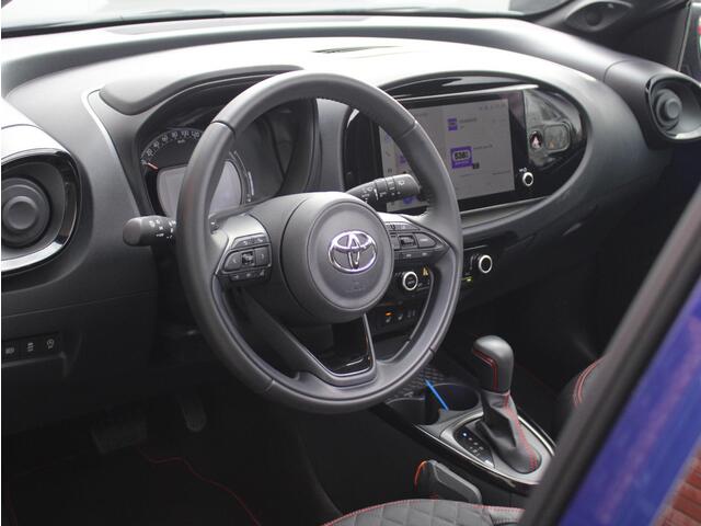 Toyota AYGO X 1.0 VVT-i S-CVT Premium Elektrisch Vouwdak, Cruise Control Adaptief, Keyless Entry, Navigatie, Stoelverwarming