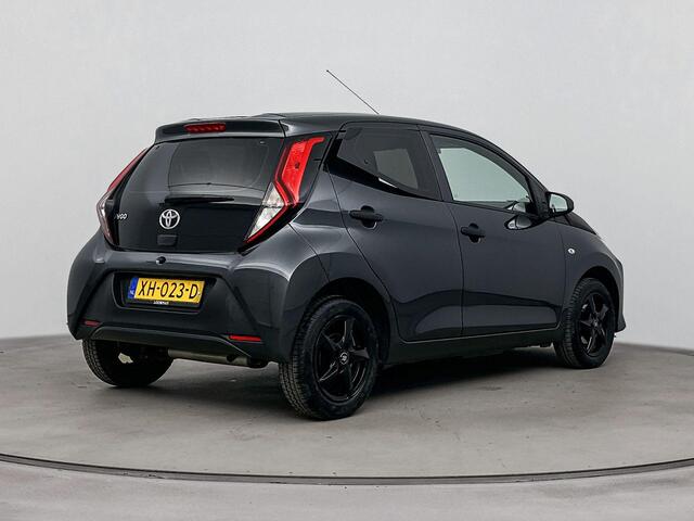 Toyota AYGO 1.0 VVT-i x-fun | L.M. Velgen | Getint Glas | Ash grey | Airco | MJ2019 |