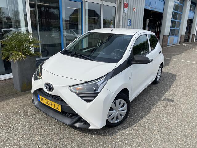 Toyota AYGO 1.0 VVT-i x-fun