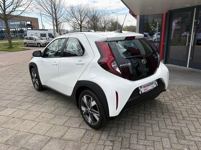Toyota AYGO X Hybrid 115 envy | Navi | Cruise | Camera | 16 km Nieuwe Auto