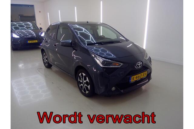 Toyota AYGO 1.0 VVT-i x-joy Automaat