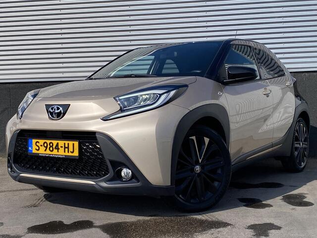 Toyota AYGO X 1.0 VVT-i S-CVT Premium Automaat, NL-auto, 1e eign. JBL, Stoelverwarming, Parkeersensoren, Smart Key, LMV, LED, Navigatie