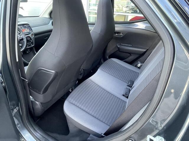 Toyota AYGO 1.0 VVT-i x-play Cabrio